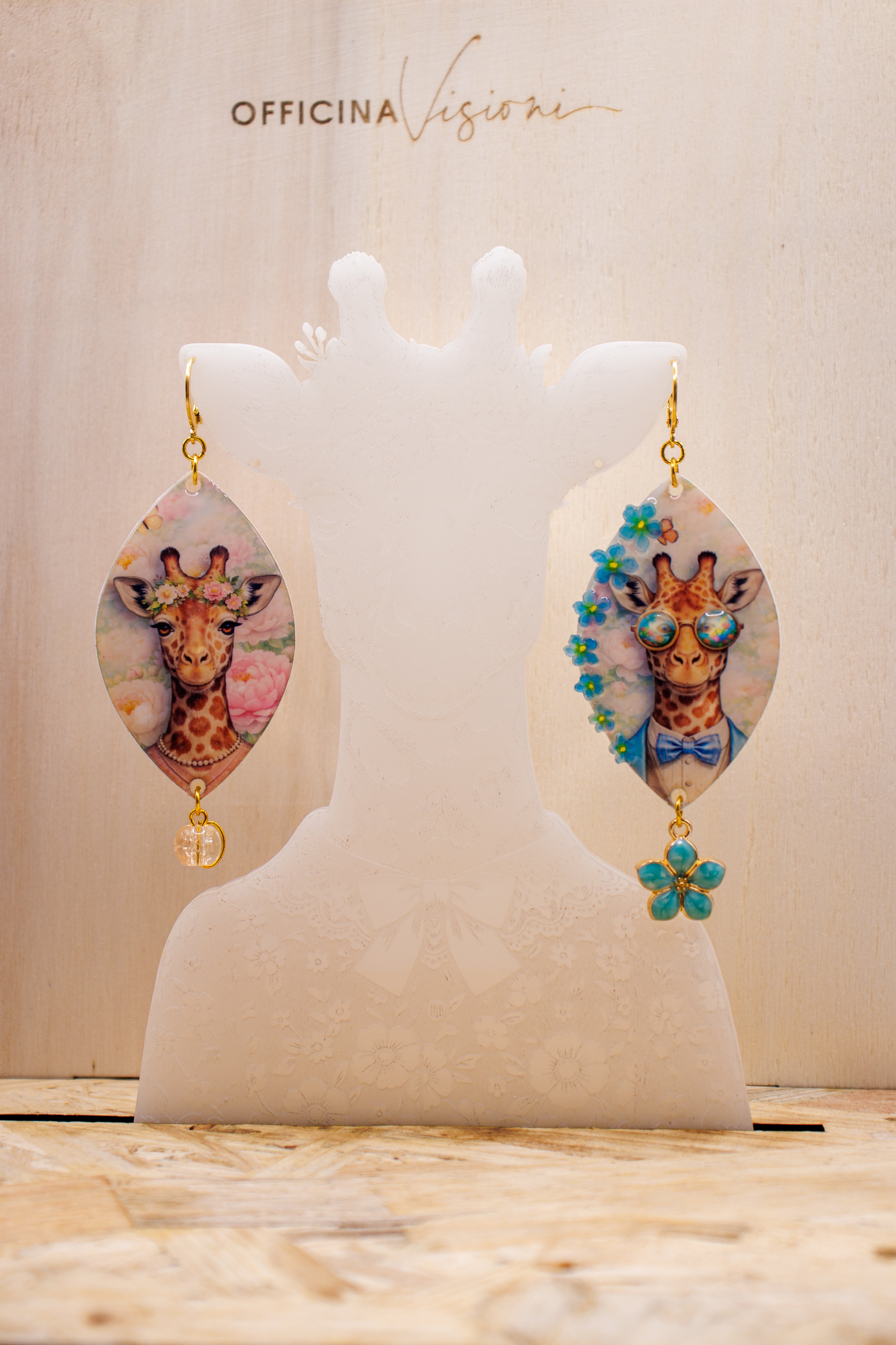GIRAFFE FORGETMENOT - Orecchini Giraffa in Plexiglass e Acciaio oro