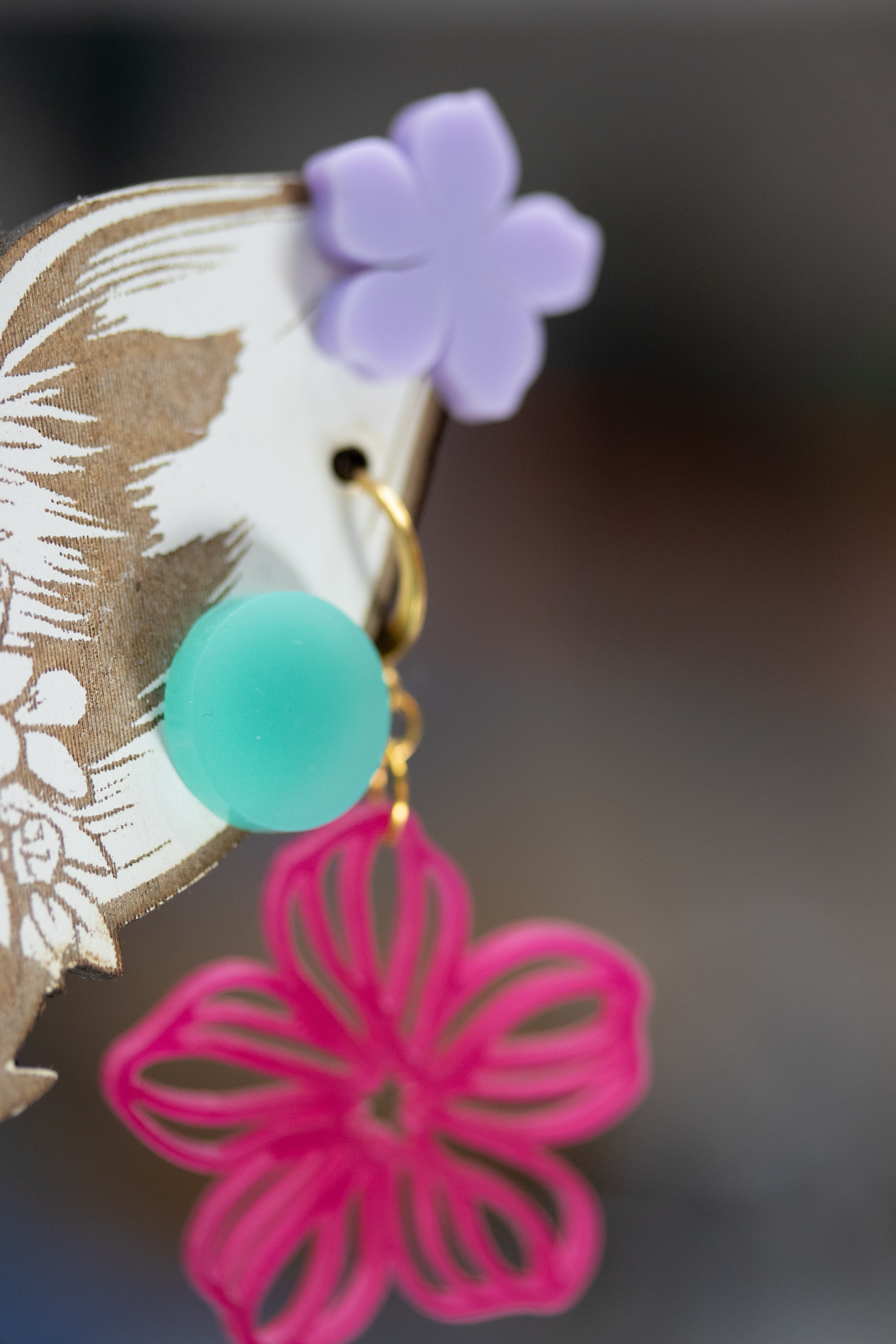 MINI FLOWER POP - Orecchini Fiorellino in Plexiglass color con accessorio in acciaio inossidabile