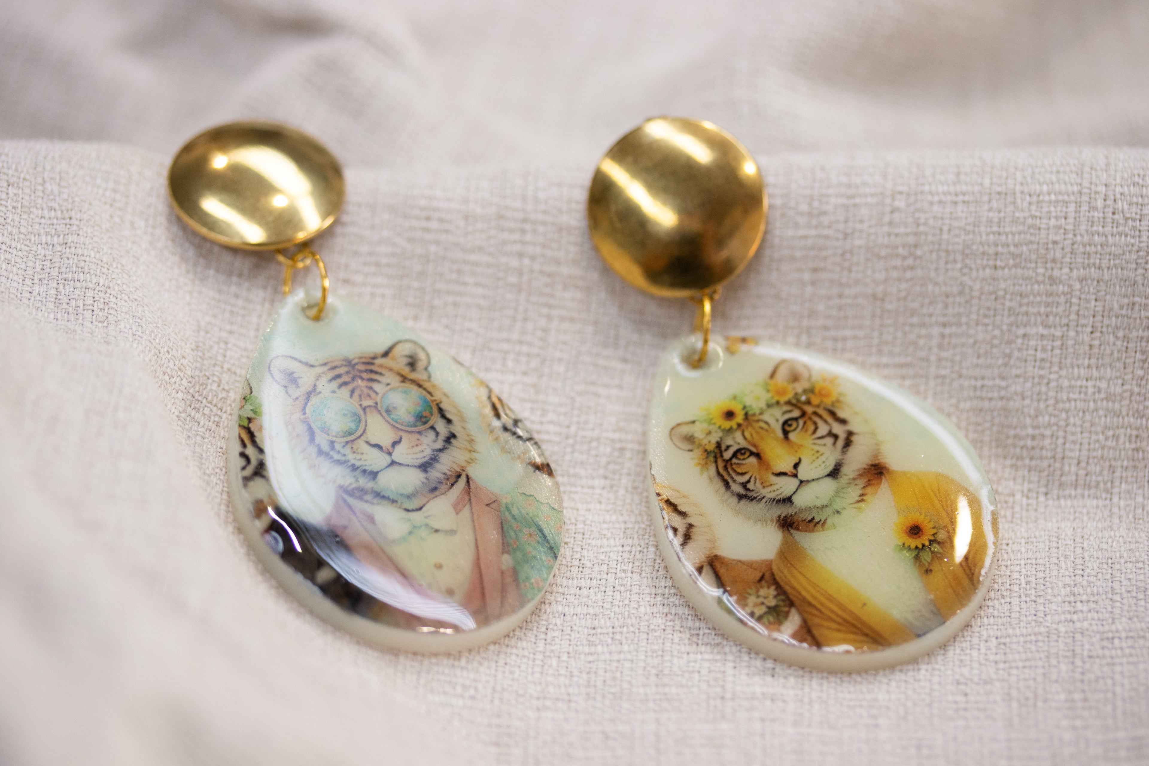 TIGER FLOWER - Orecchini Tigre in Plexiglass e Acciaio