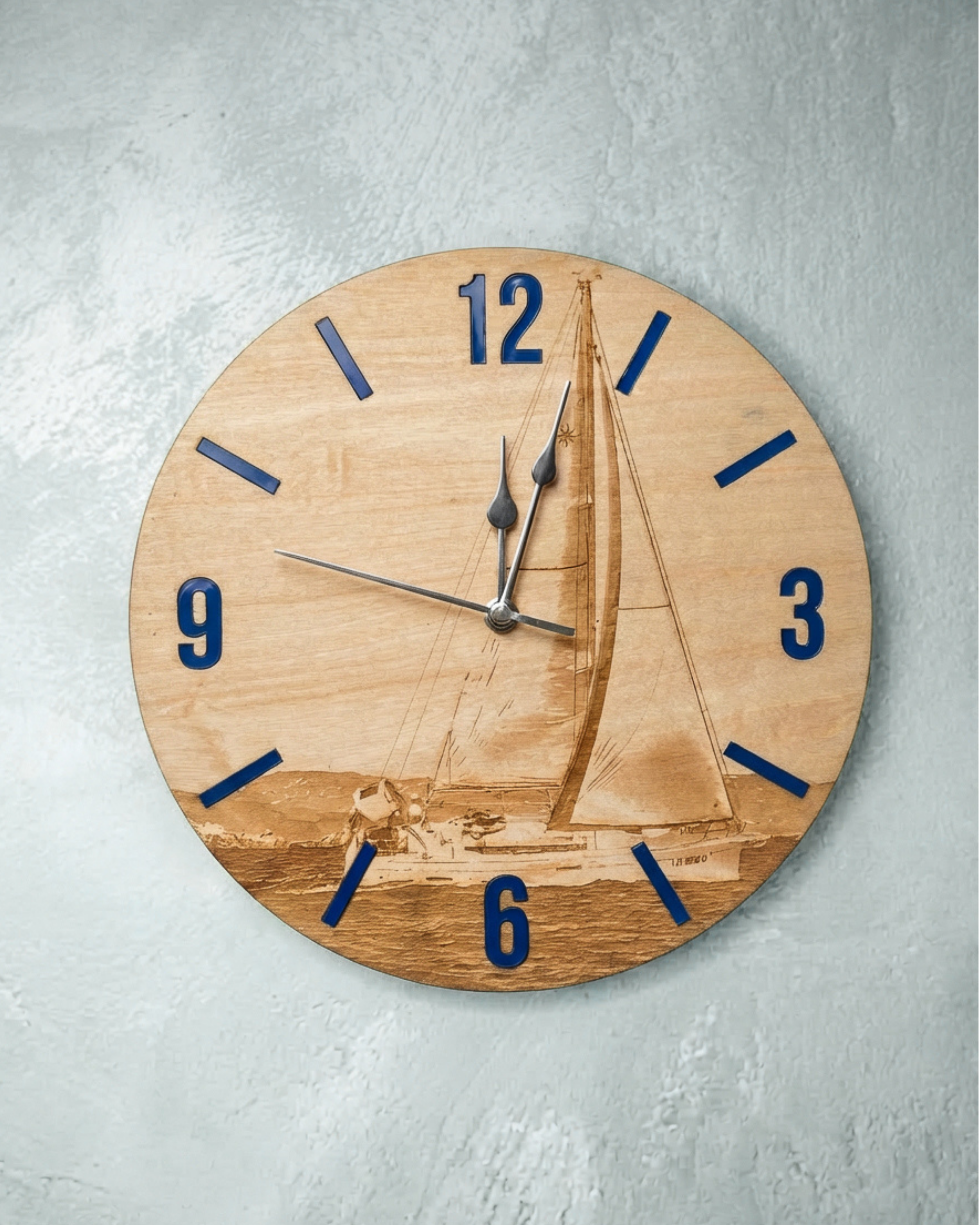 Orologio da parete personalizzato con foto incisa su legno